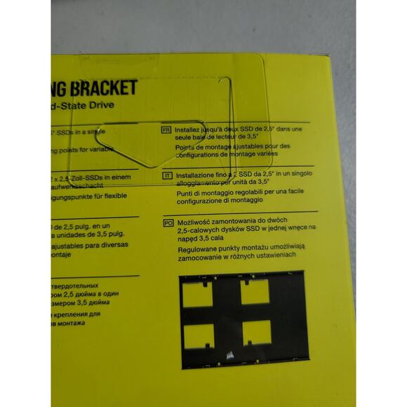Corsair Dual SSD Mounting Bracket 3.5” Internal Drive Bay to 2.5" Easy Install - Picture 6 of 9